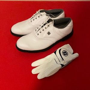 Footjoy Men’s Golf Bundle. Used once size 10